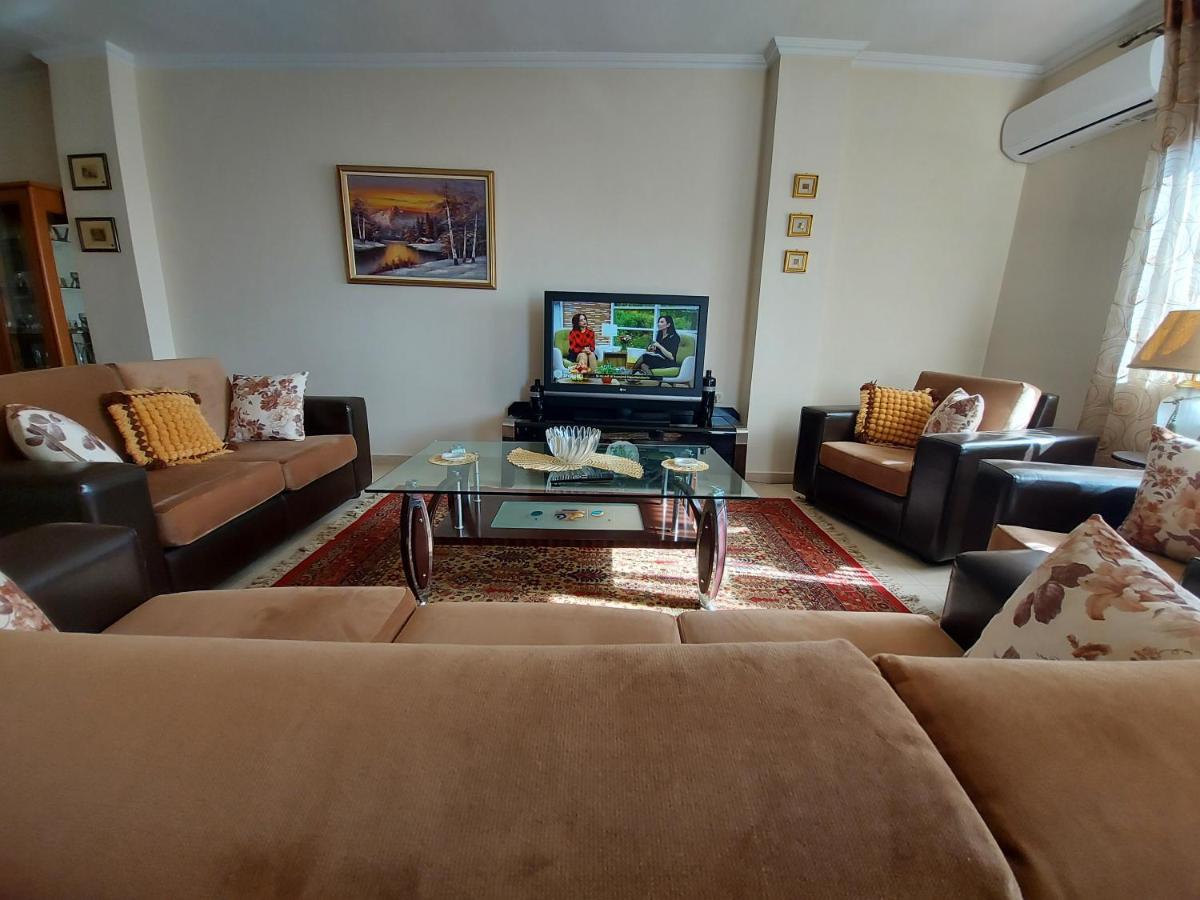 Geni Apartment Korce Esterno foto