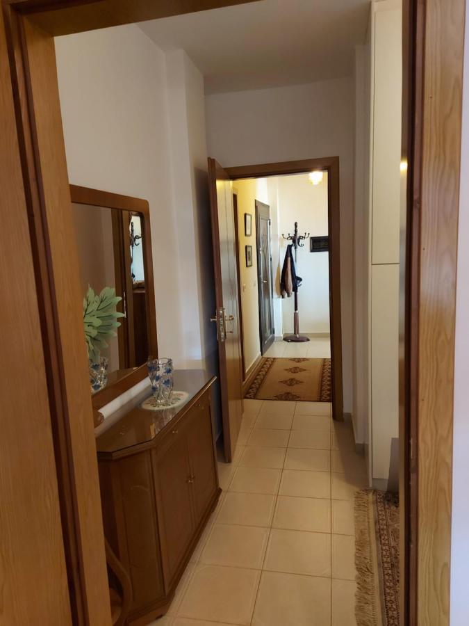 Geni Apartment Korce Esterno foto
