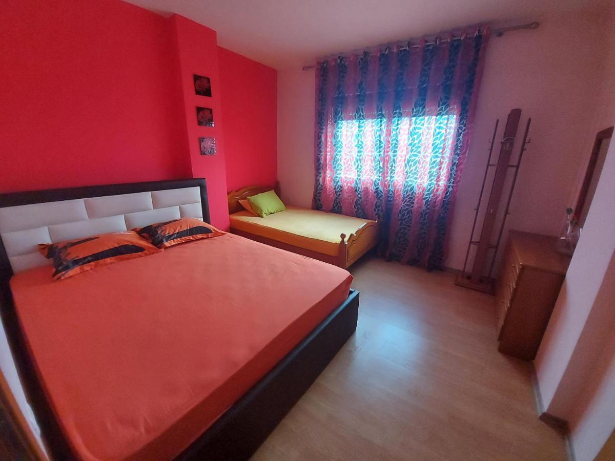 Geni Apartment Korce Esterno foto